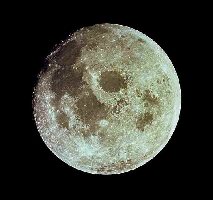 L'incredibile foto della Luna vista da sole diecimila miglia durante la missione Apollo 11
